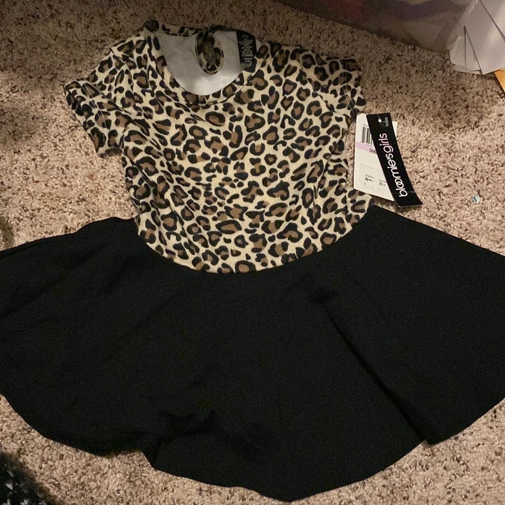 Bloomies girls extra soft top of dress size 9 months leopard top with solid blk